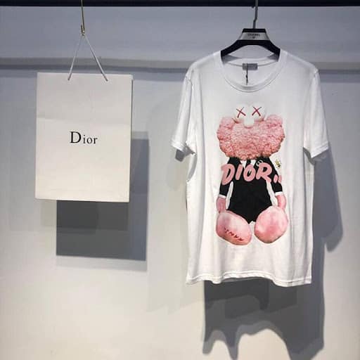Dior là một trong các global brand quần áo được đón nhận ở Việt Nam 