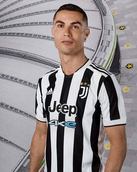 Áo đấu Juventus 2021 có thiết kế hoàn hảo 