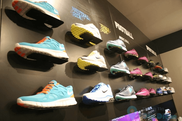 Online Sneaker Store được nhiều bạn trẻ HCM tin chọn 