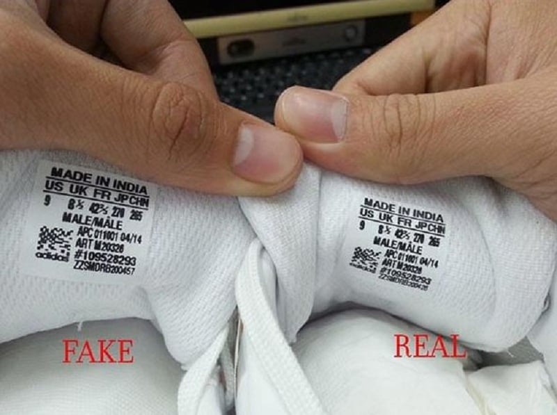 Quan sát tổng thể trên tem cũng giúp bạn check Code giày Adidas chính xác