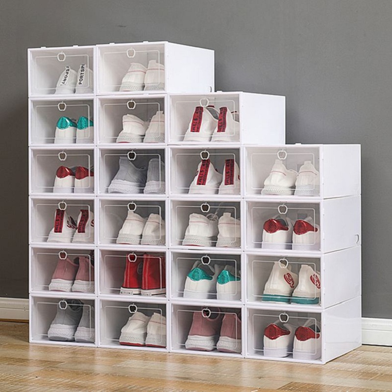 Cách giữ giày trắng luôn sạch là bảo quản trong hộp, để nơi thoáng mát