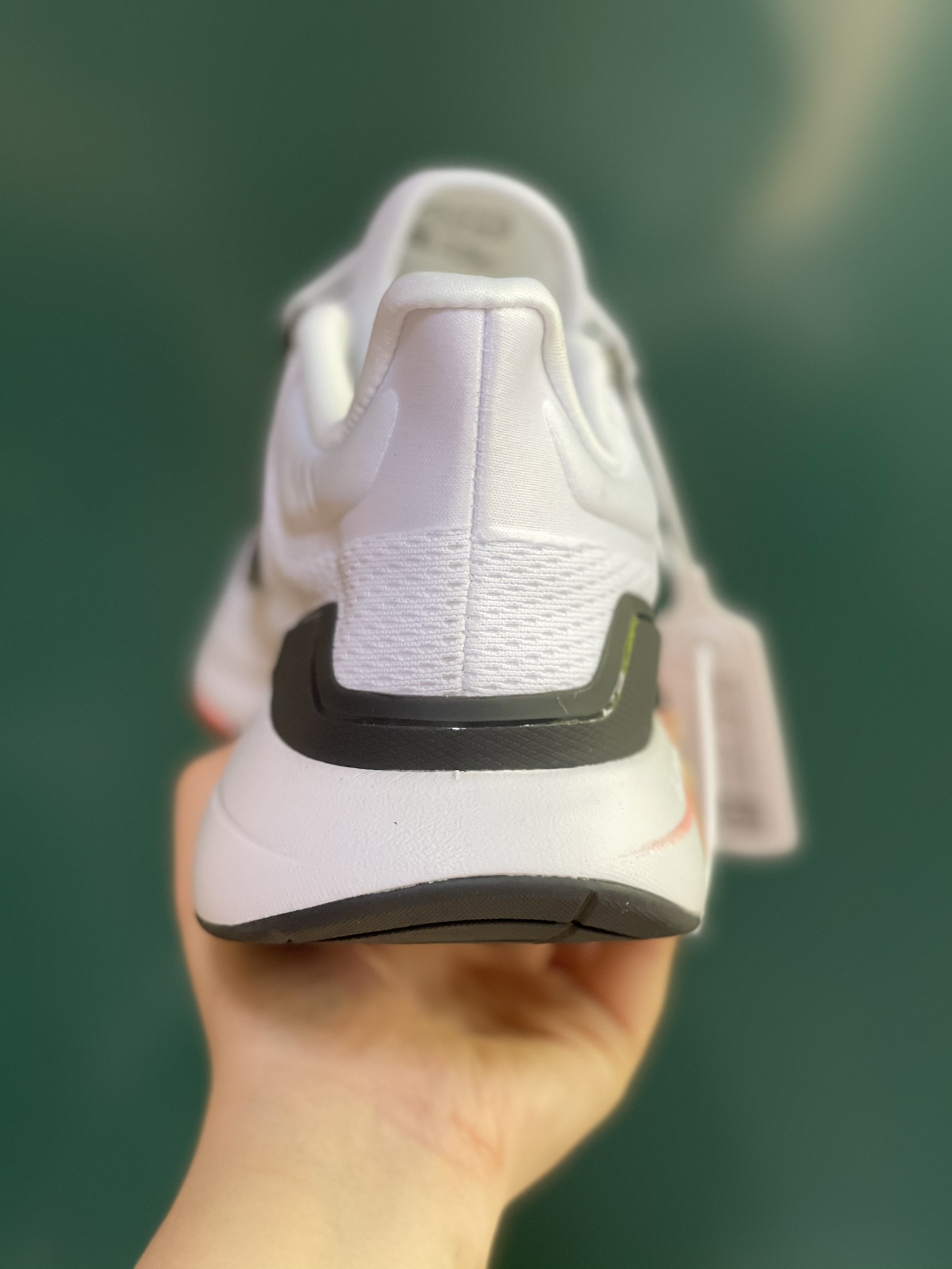 Giày Chạy Bộ Adidas EQ21 Trắng Cam Rep 1:1