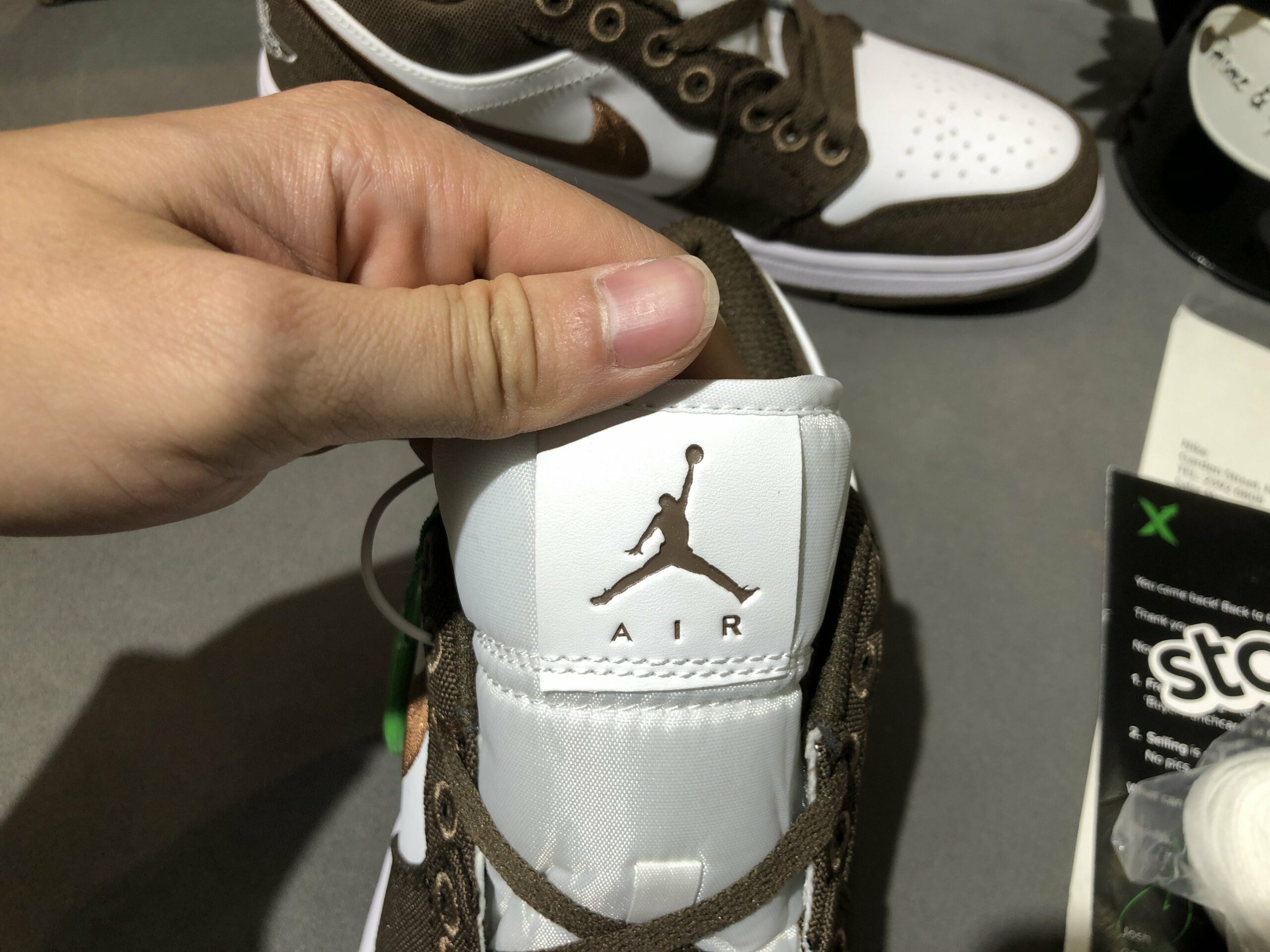 Nike Air Jordan 1 Low Nâu Đậm Siêu Cấp