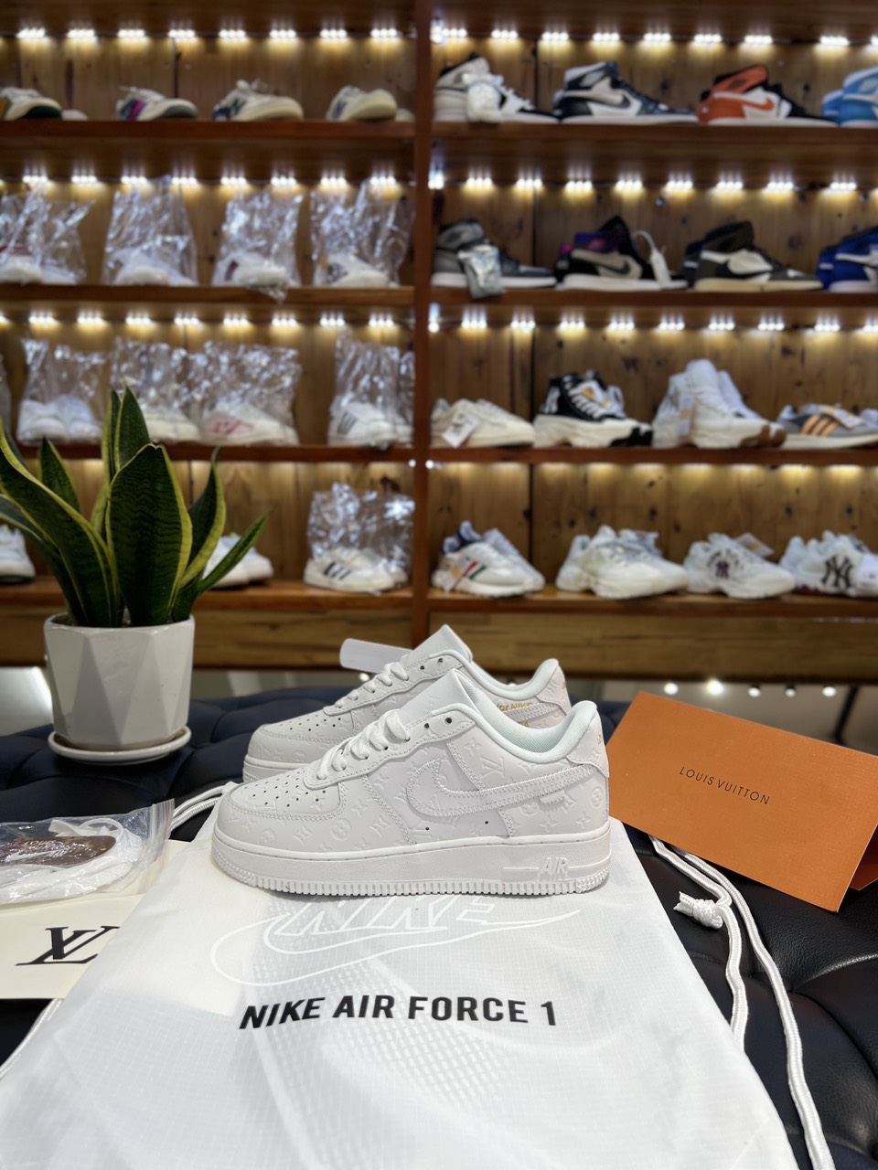 Giày Nike Air Force 1 x Louis Vuitton Virgil Abloh White Like Auth