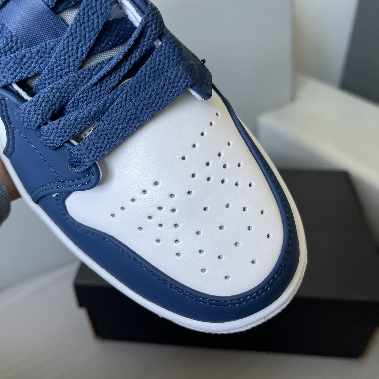 Nike Air Jordan 1 Low Blue Cement Like Auth