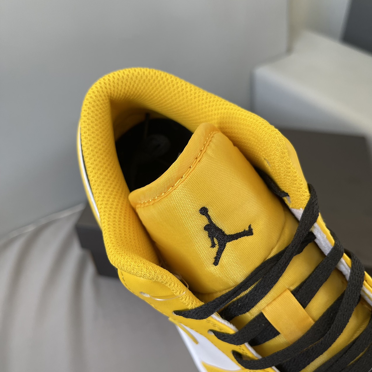 Nike Air Jordan 1 Low ‘Taxi’ Like Auth