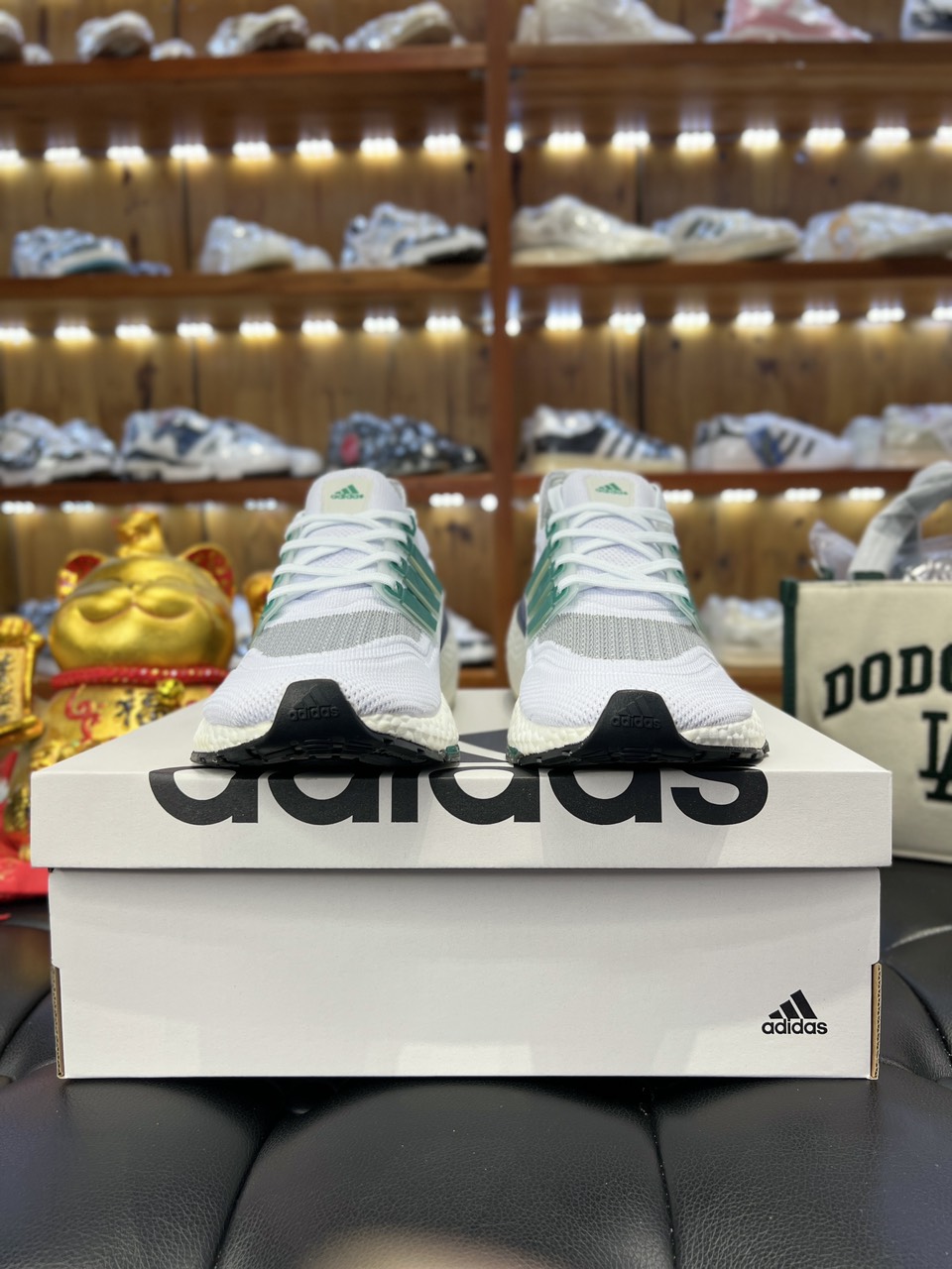 Giày Adidas 8.0 White Green Like Auth