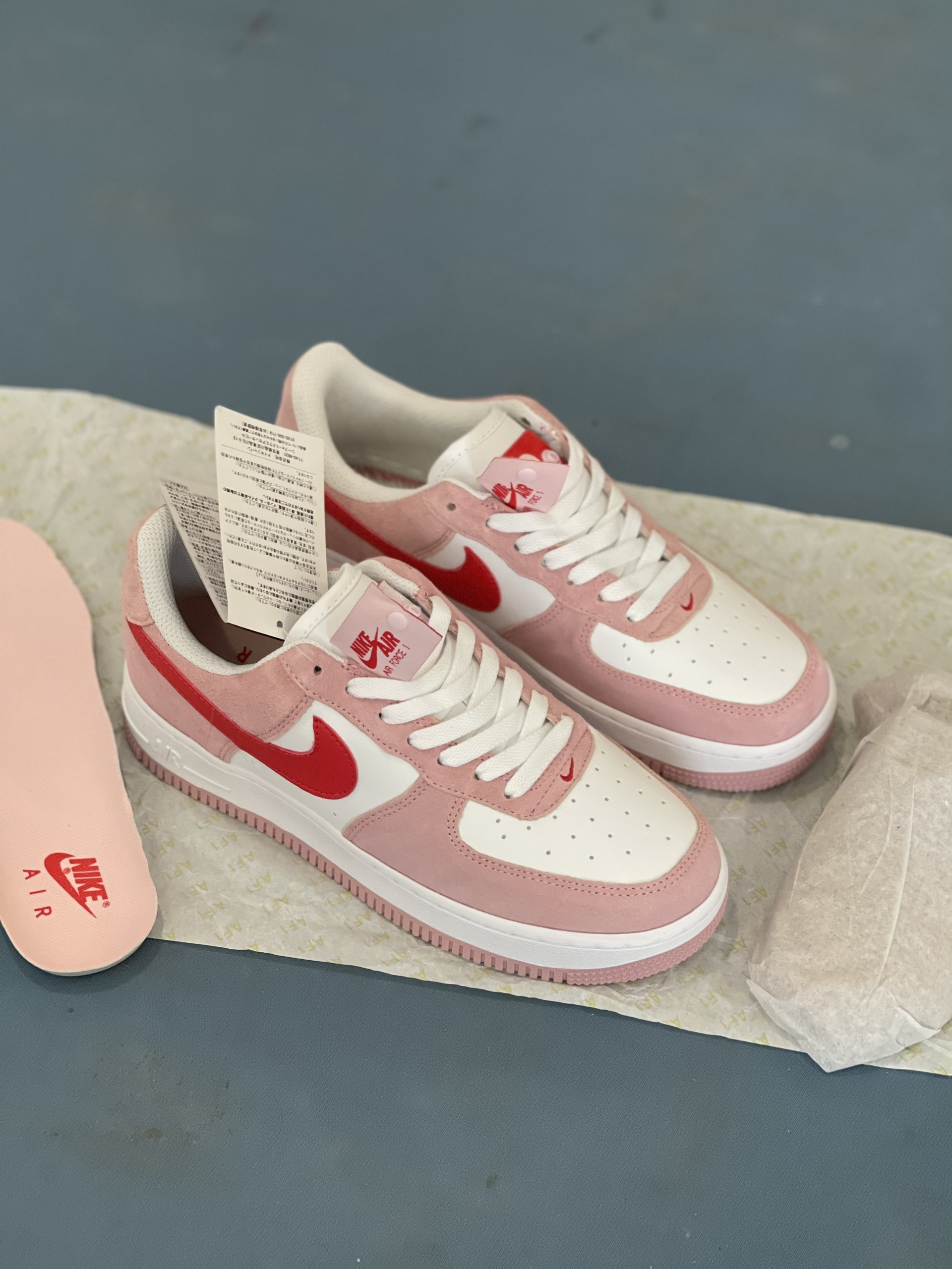 Giày Nike Air Force 1 Valentine’s Day Love Letter
