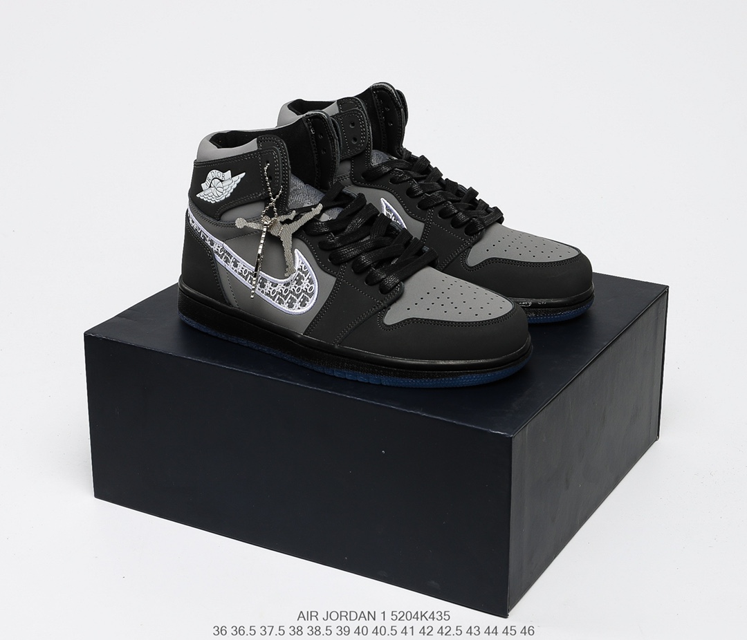 Giày Nike Air Jordan 1 Dior Black