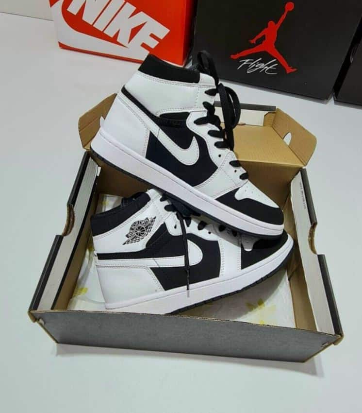 Nike Jordan 1 High Panda Rep 1:1