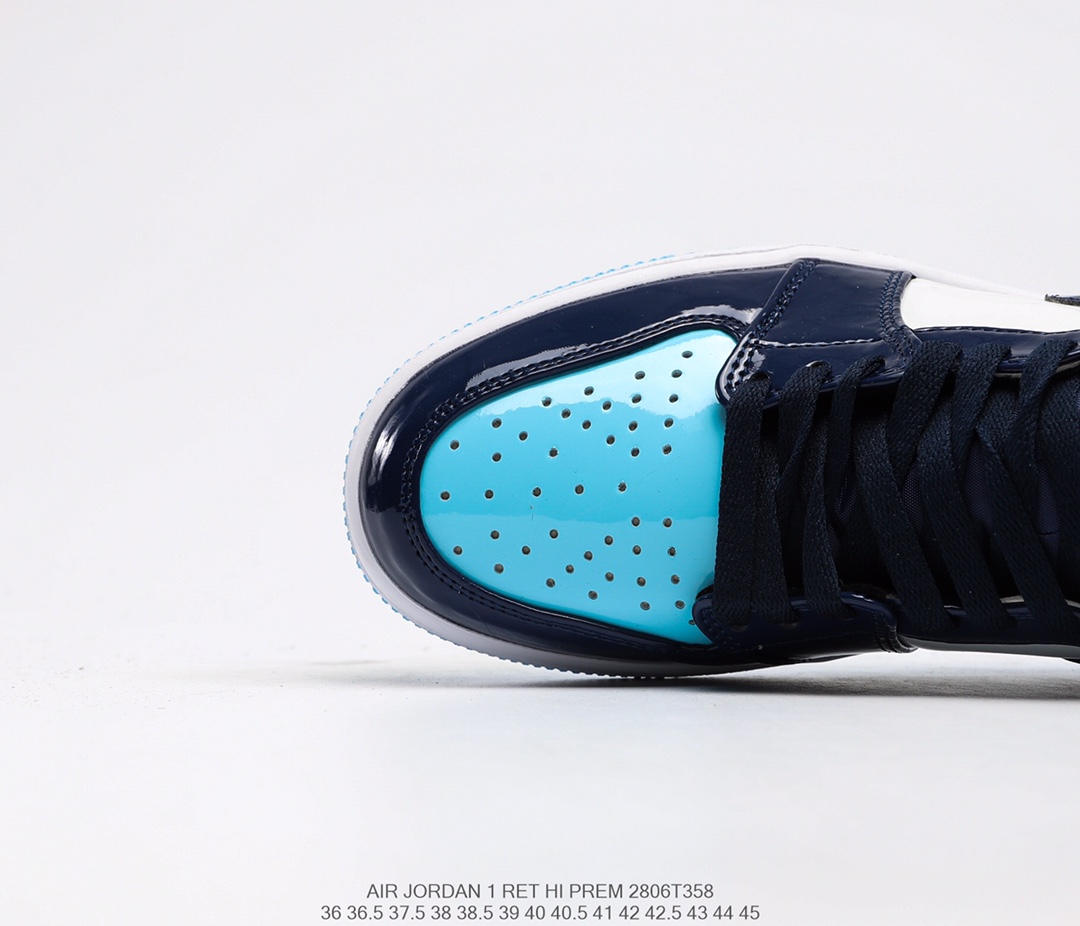Giày Nike Air Jordan 1 Retro High OG ‘Blue Chill’