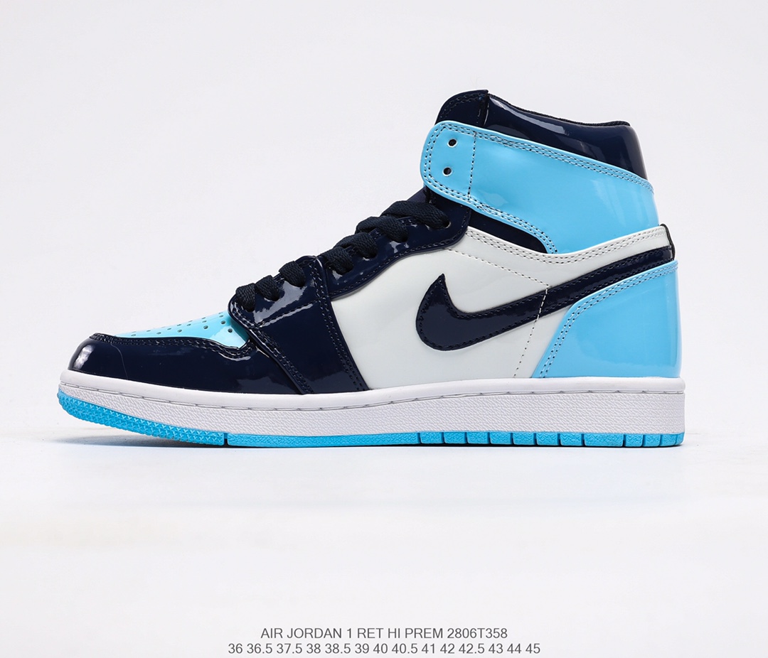 Giày Nike Air Jordan 1 Retro High OG ‘Blue Chill’