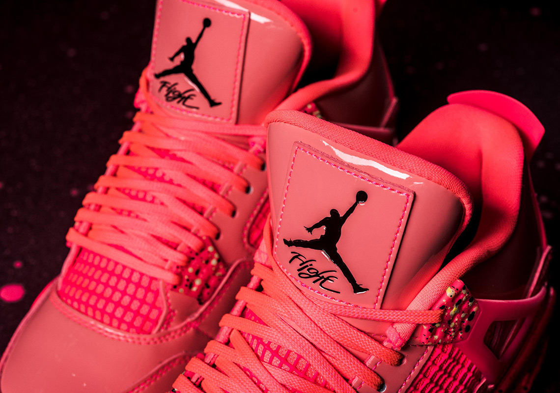 Giày Nike Air Jordan 4 Retro Hot Punch