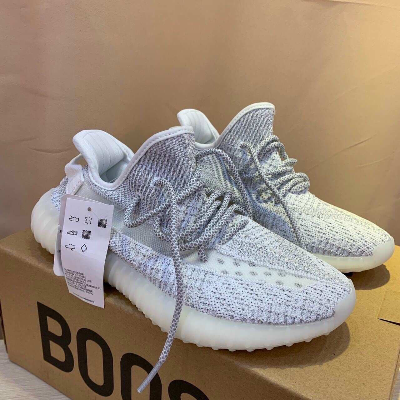 Adidas Yeezy 350 V2 Static Trắng Phản Quang Rep 1:1