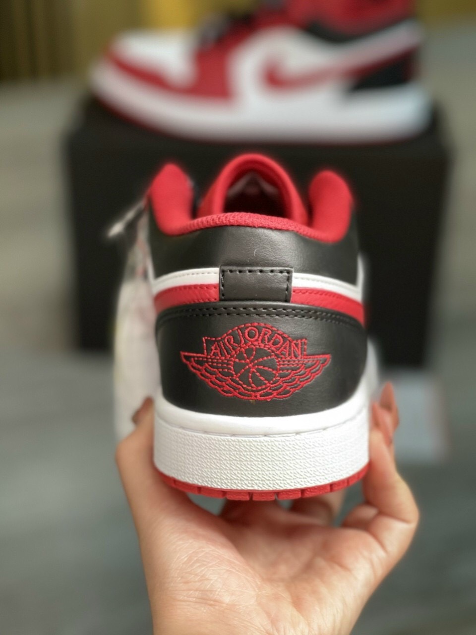 Nike Air Jordan 1 Low Trắng Đỏ Đen Siêu Cấp