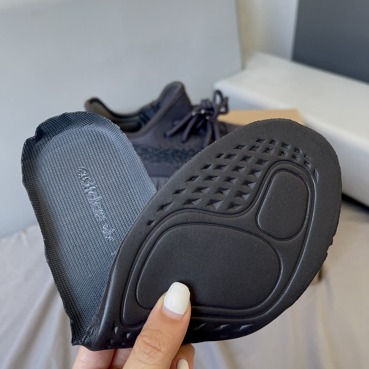Giày Adidas Yeezy Boost 350 V2 Cinde Bản Best