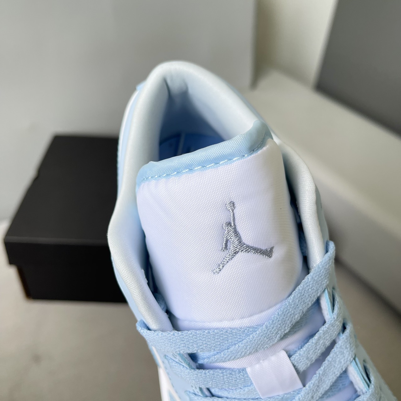 Giày Nike Air Jordan 1 Low Aluminum Like Auth
