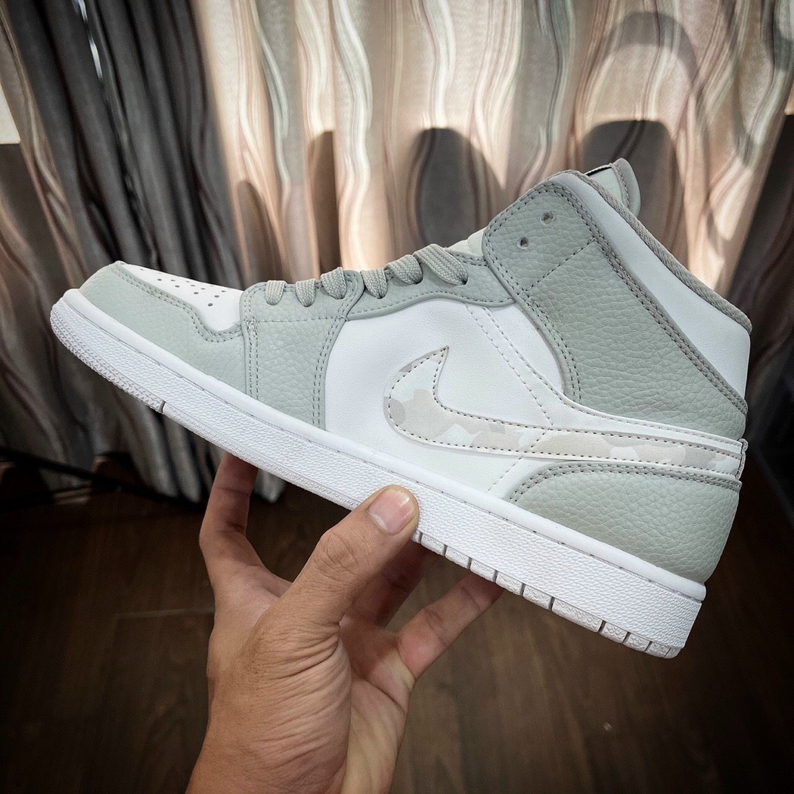 Nike Air Jordan 1 Mid Grey Camo Like Auth