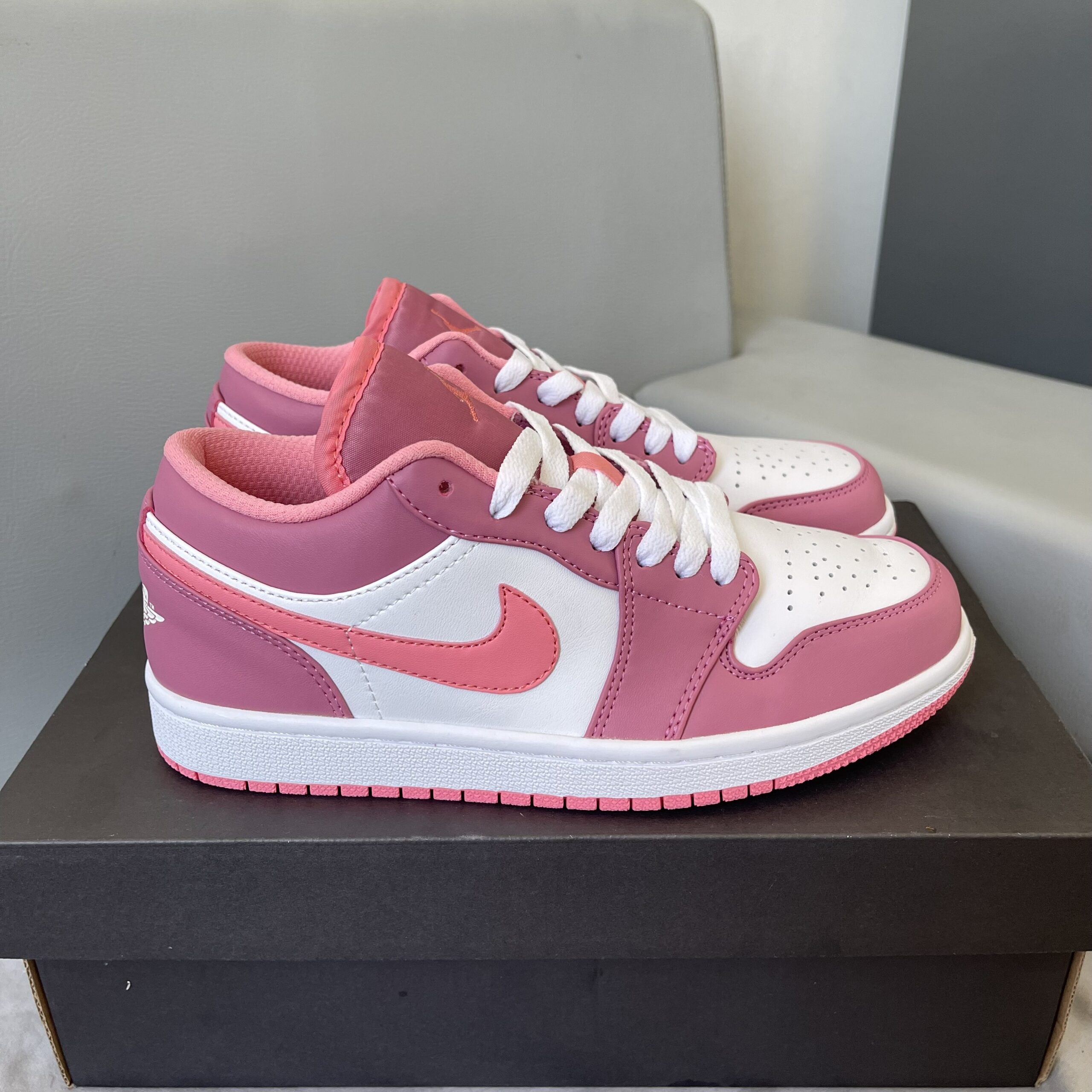 Jordan 1 Pink Rep 1:1 - Màu Hồng siêu chất lượng