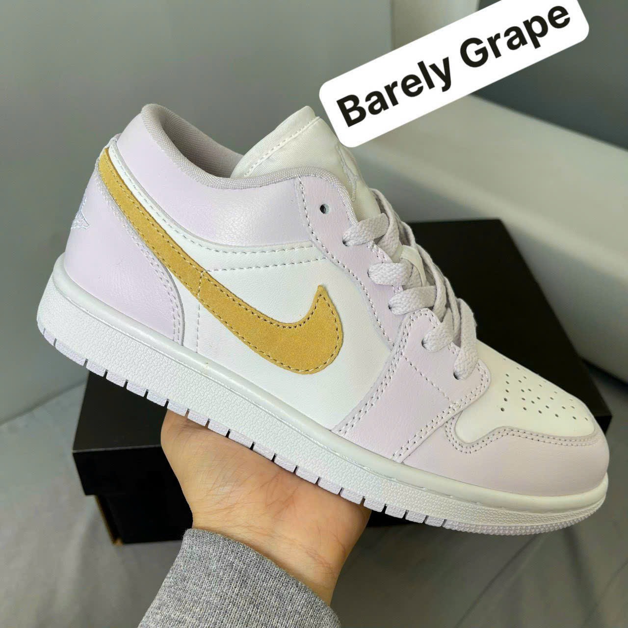 Giày Nike Air Jordan 1 Low Barely Grape Like Auth
