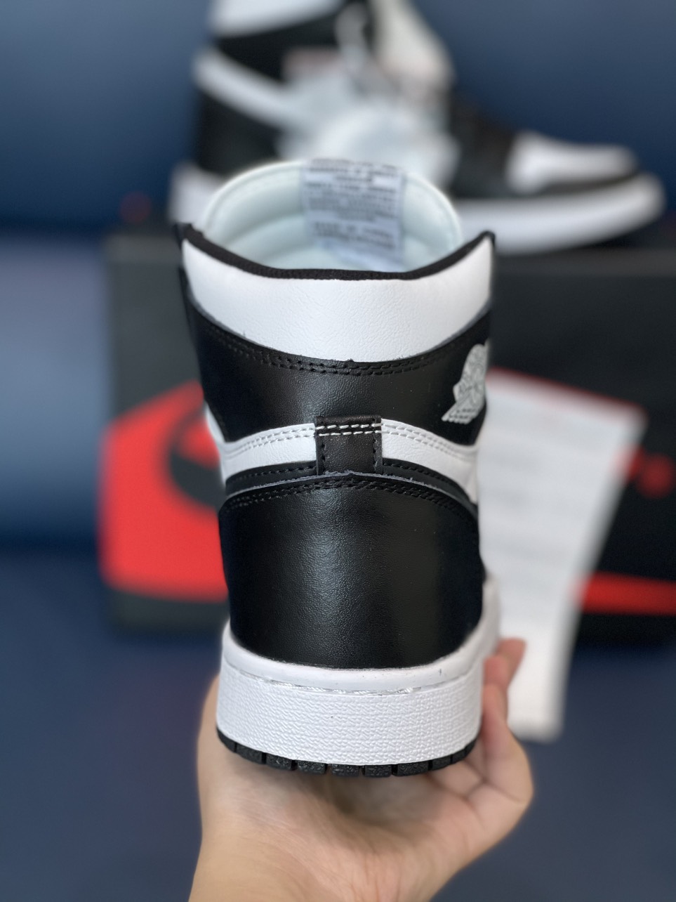 Giày Nike Air Jordan 1 Retro High OG Black White Like Auth