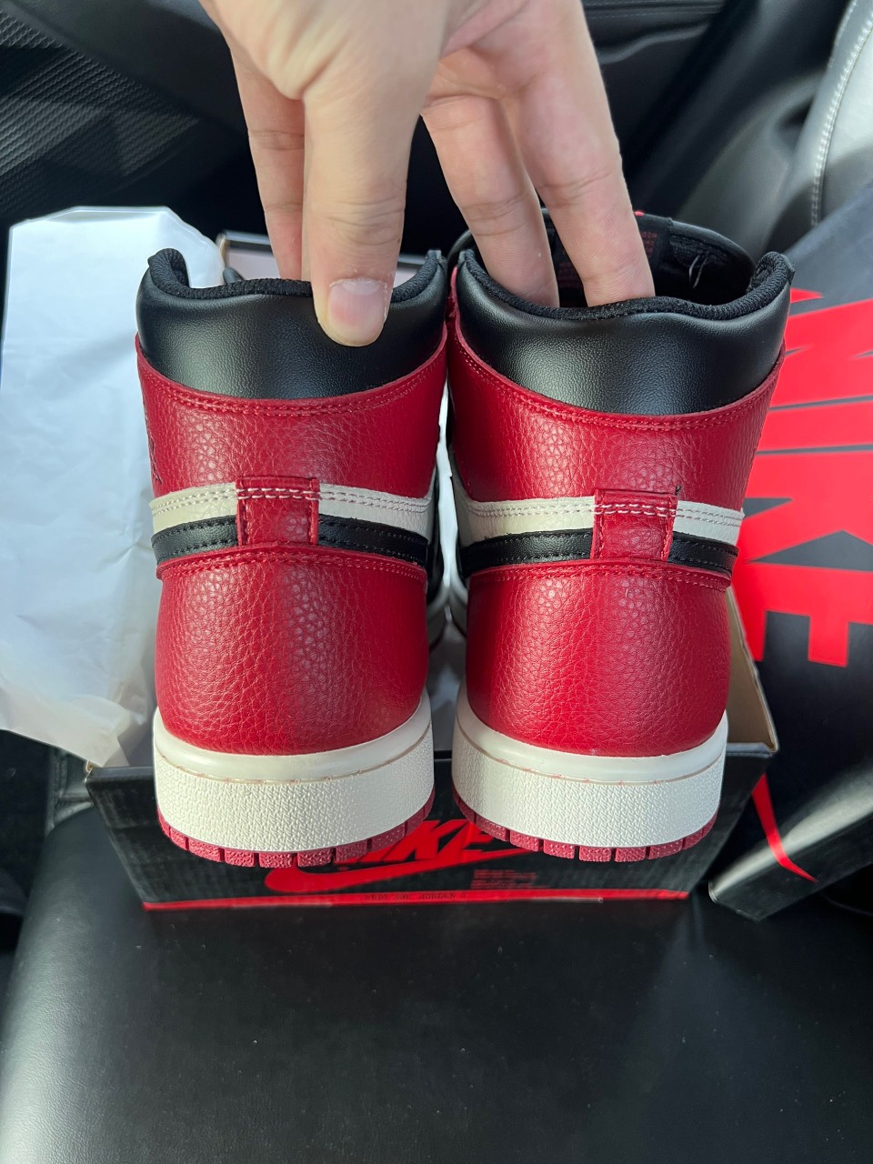 Giày Nike Air Jordan 1 Retro High Og Bred Toe Best Quality