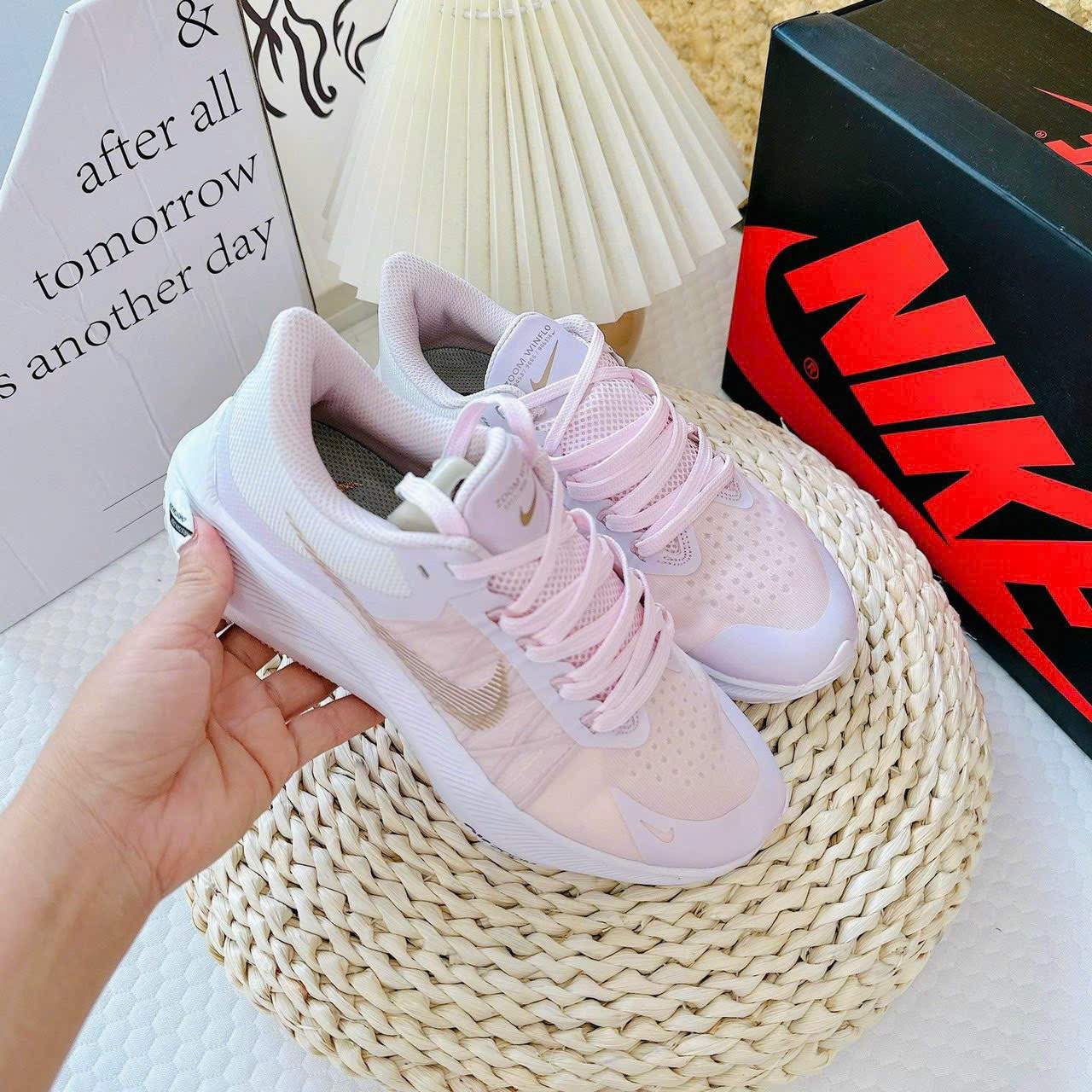 Giày Nike Wmns Zoom Winflo 8 Light Violet Champagne Siêu Cấp