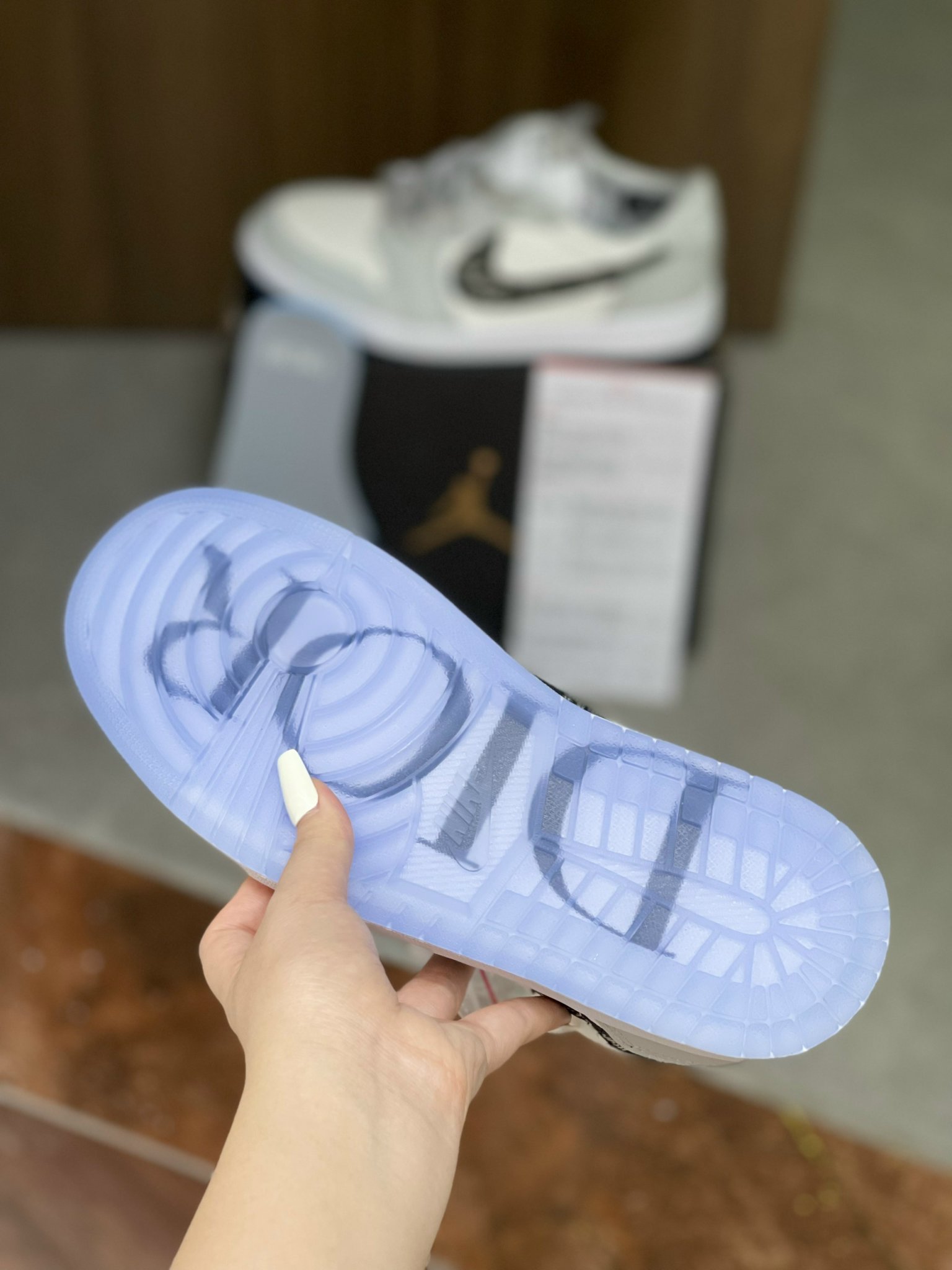Giày Nike Air Jordan 1 Retro Low Dior Siêu Cấp