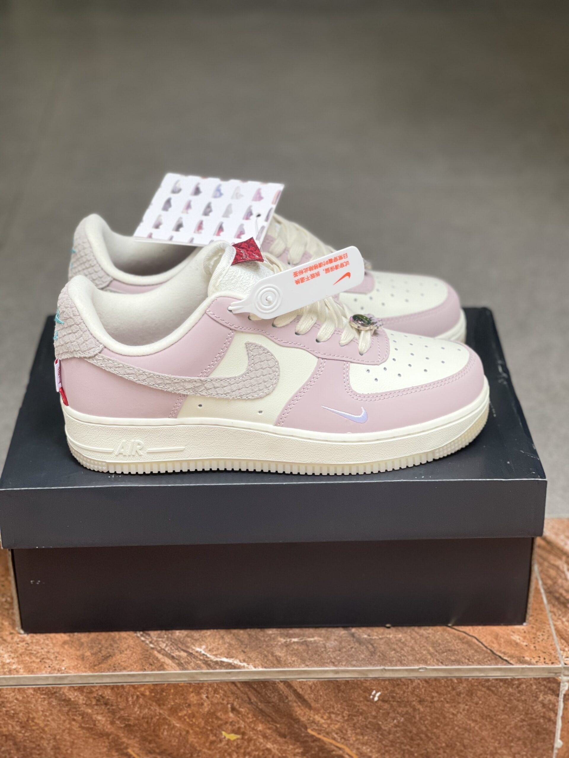 Giày Nike Air Force 1 Low Celebrates the Year of the Dragon Best Quality