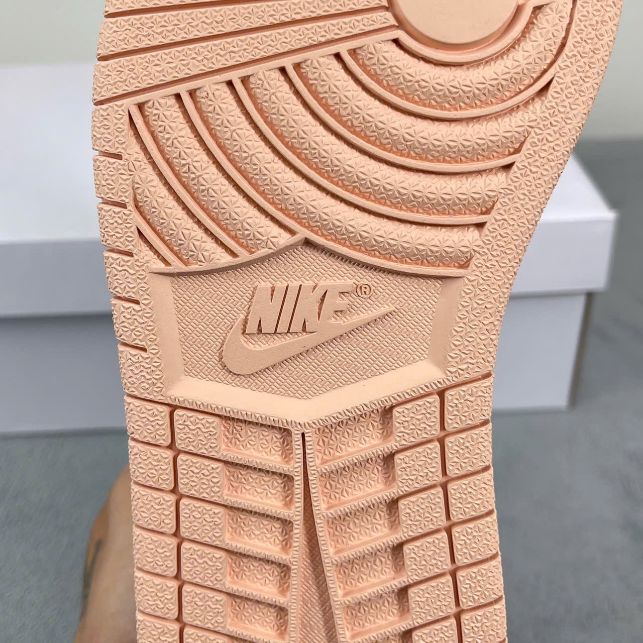 Giày Nike Air Jordan 1 Low Light Arctic Pink Like Auth