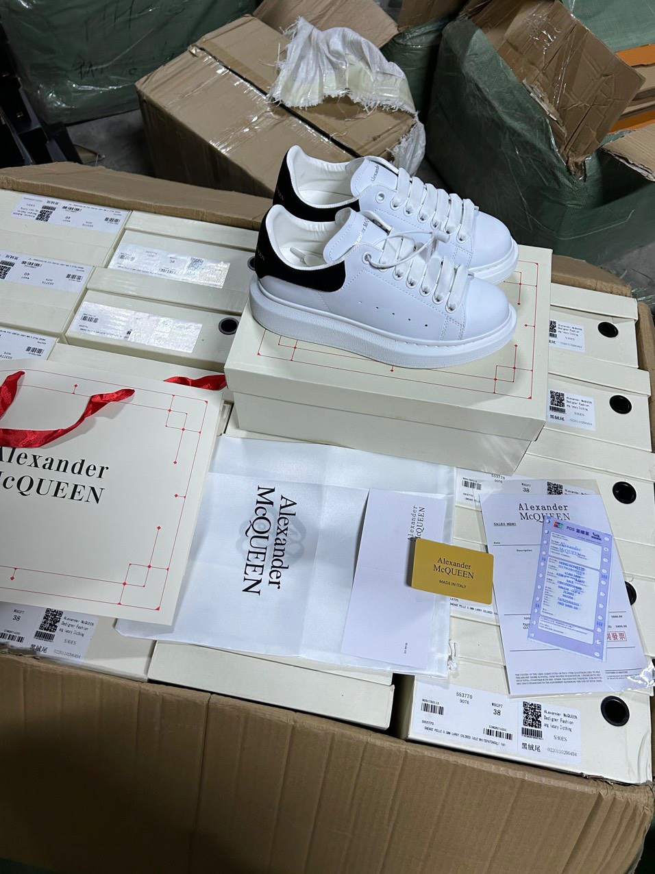 Giày Alexander McQueen Oversized Sneaker White Black Like Auth